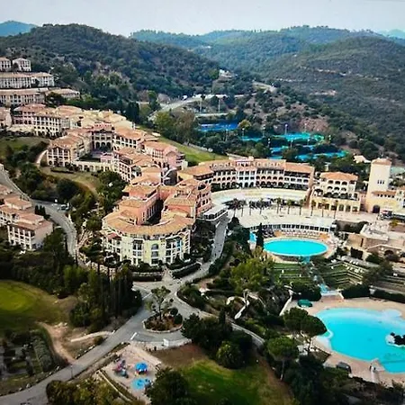 Cap Esterel, T2 Vue 4 Couchages Adapté Pmr