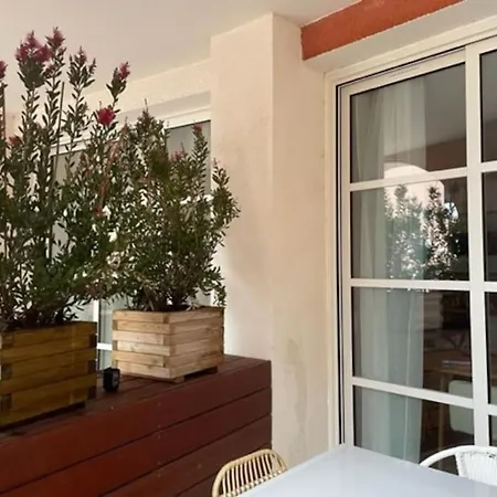 Apartment Cap Esterel, T2 Vue 4 Couchages Adapte Pmr Saint-Raphael (Var)