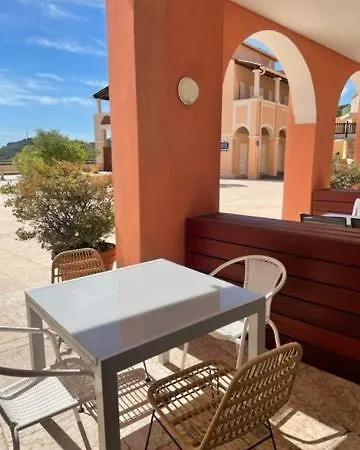 Apartment Cap Esterel, T2 Vue 4 Couchages Adapte Pmr
